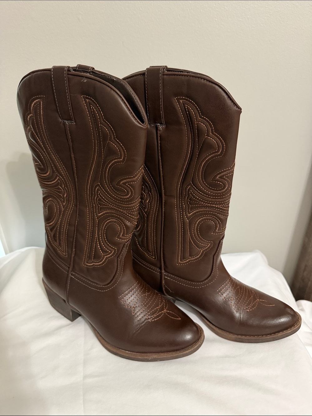 Coconuts by Matisse Brown Embroidered Western Heeled Boots